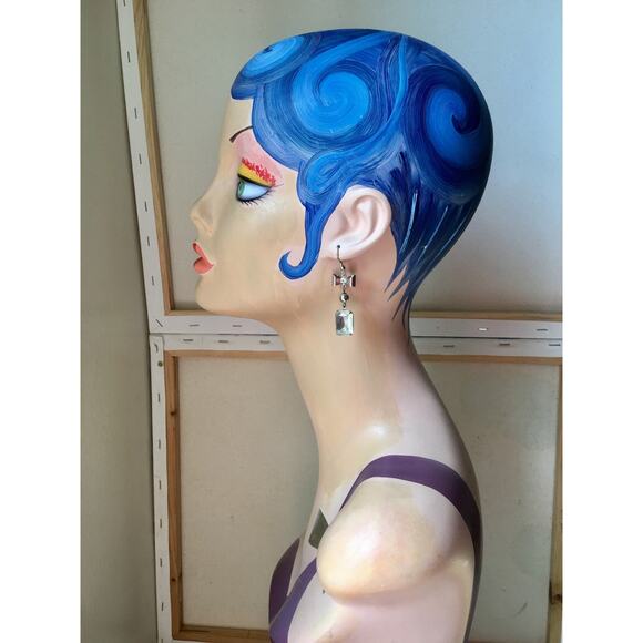 Vintage Silvertone Rhinestone Bow Earrings - Picture 7 of 11